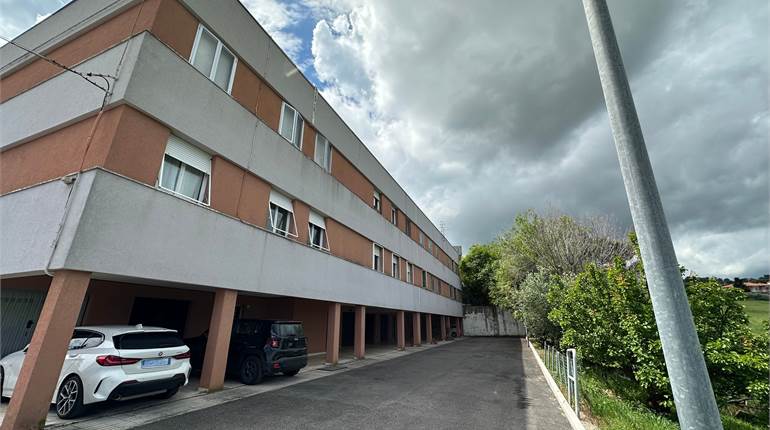 APP.TO CON 3 CAMERE-GARAGE e VISTA PANORAMICA