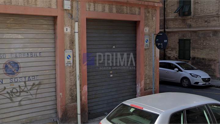 Garage nel centro ad Ancona 