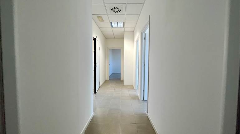 Ufficio Ancona zona Baraccola