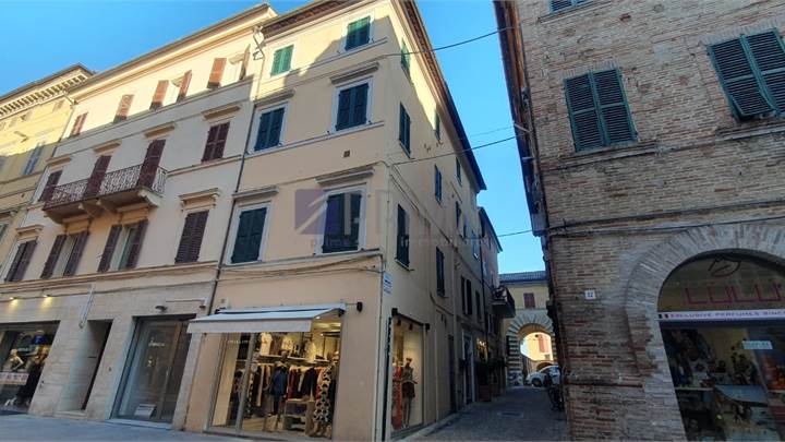 Appartamento ristrutturato in Corso Matteotti a Jesi