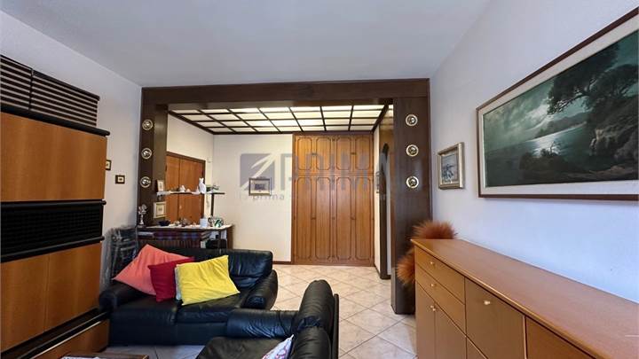 Pietralacroce: Appartamento ampio e luminoso, in zona residenziale.