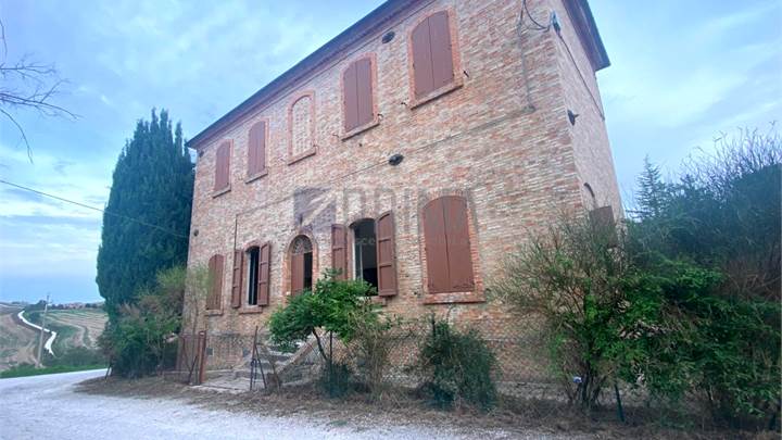 Villa a Montecarotto