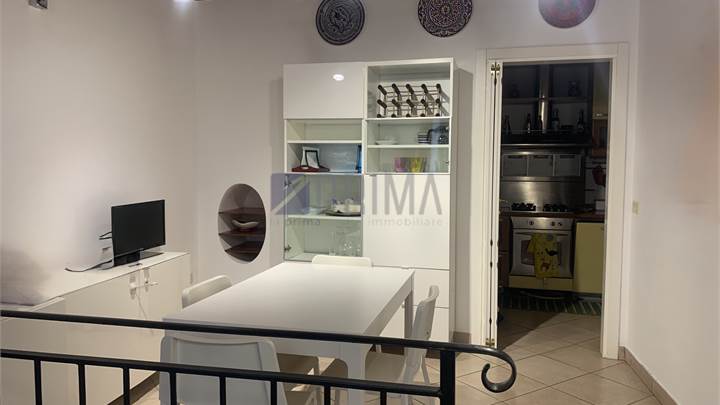 Appartamento in affitto in palazzo storico nel centro di Ancona