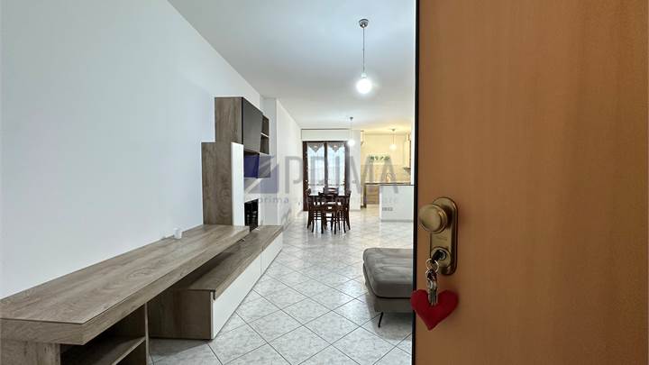 Appartamento con garage ad Agugliano