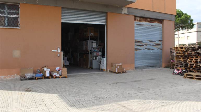 Capannone industriale zona Baraccola