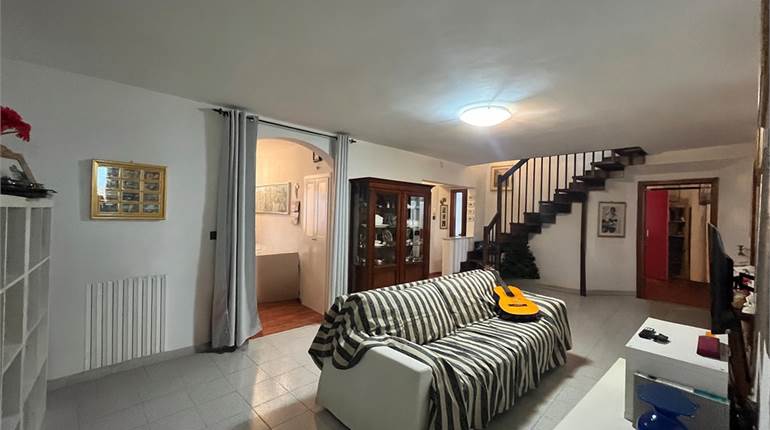 Appartamento nel centro storico di Agugliano