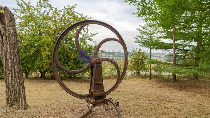 Villa a Montecarotto