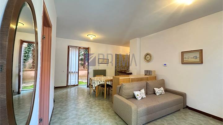 Appartamento al piano terra a Sirolo