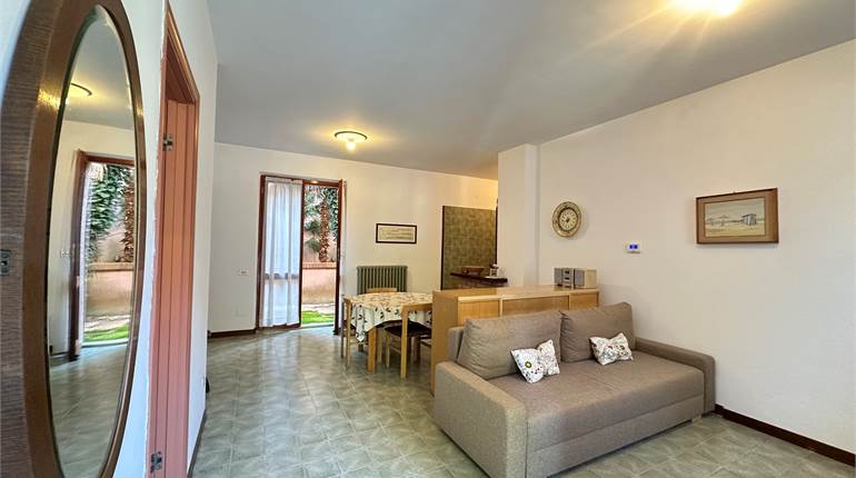 Appartamento al piano terra a Sirolo