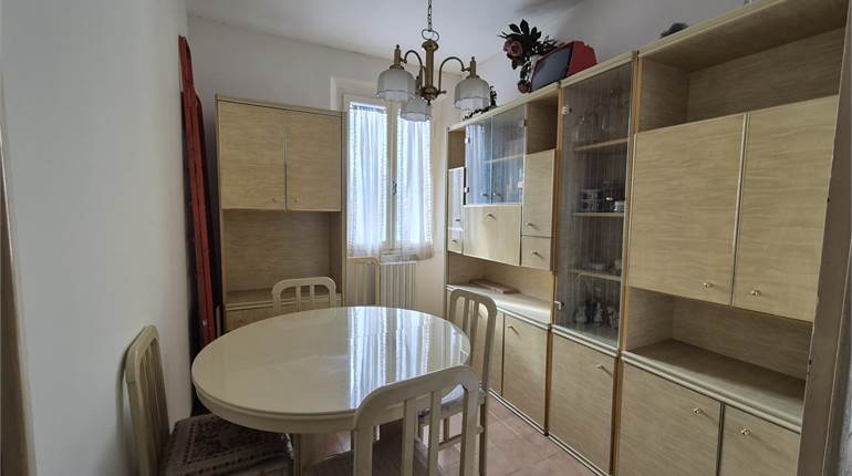 Appartamento abitabile in zona centrale