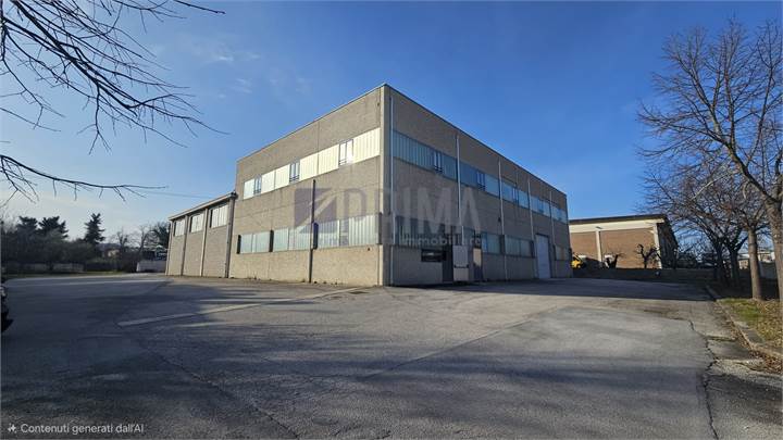 Affitto Capannone Industriale – Monsano (AN), Zona Industriale