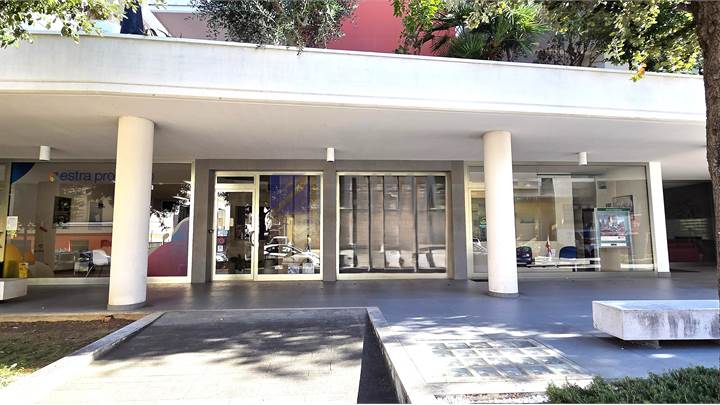 Negozio in affitto zona Palombare Ancona 